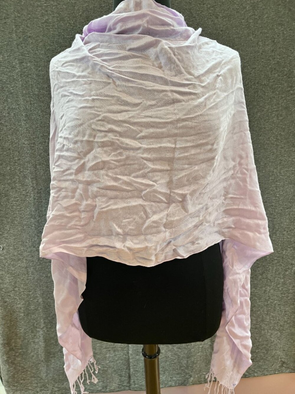 27x72 Pashmina brand 100% cashmere lilac lavendar shoulder wrap drape scarf with